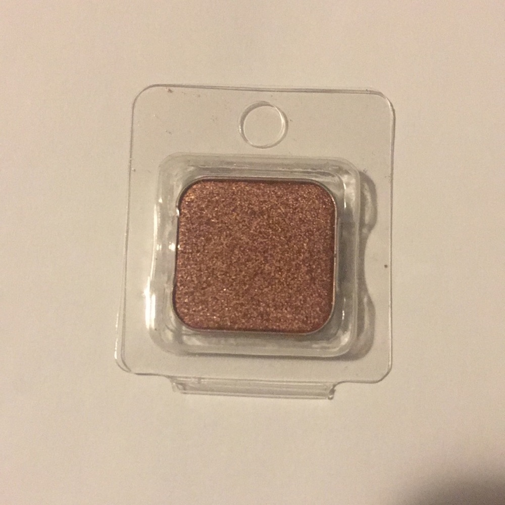 Brand new Maskcara eye shadow You Complete Me